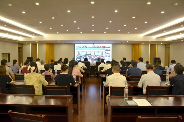 360albumviewer_imgproc_11385843 22.jpg